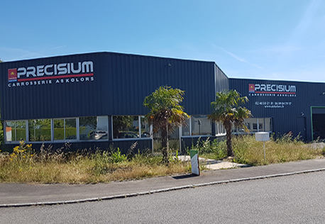 Transaction : vente de 1 850 m² d'entrepôt à Sainte-Luce-sur-Loire (44)