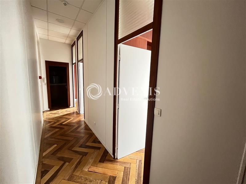 Location Bureaux BORDEAUX (33000) - Photo 4