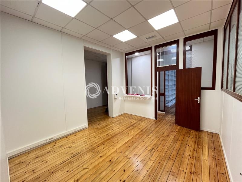 Location Bureaux BORDEAUX (33000) - Photo 5