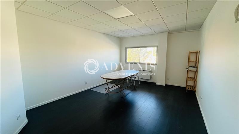 Location Bureaux EYSINES (33320) - Photo 7