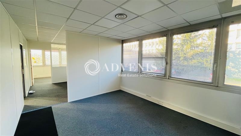 Location Bureaux BRUGES (33520) - Photo 7