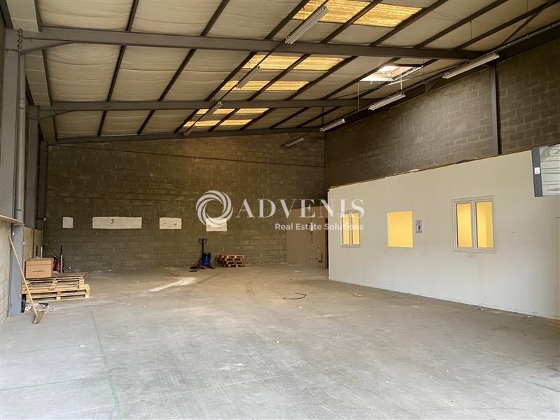 Location Bureaux et activités légères SAINT PRIEST (69800) - Photo 3