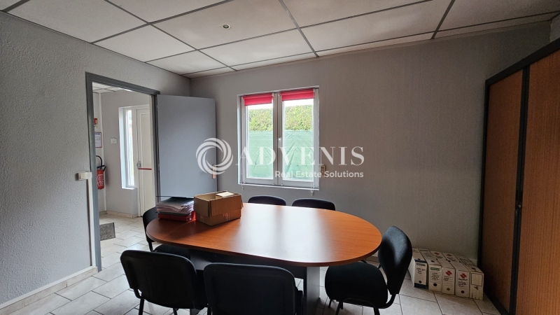 Location Entrepôts VENDEVILLE (59175) - Photo 11