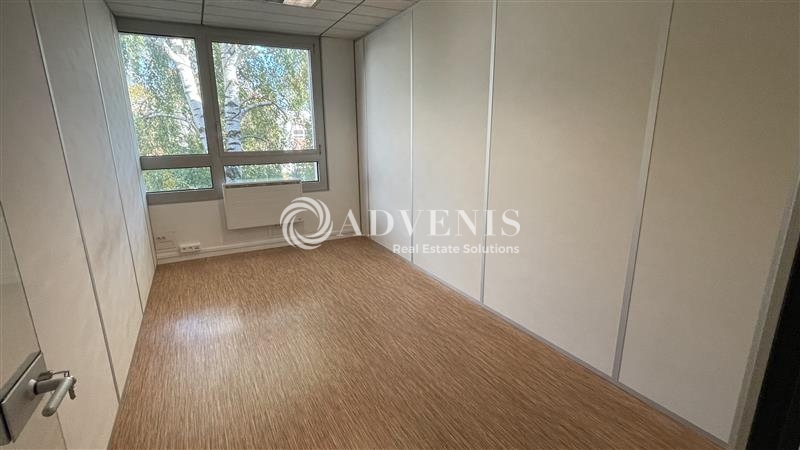 Location Activités Entrepôts EMERAINVILLE (77184) - Photo 8