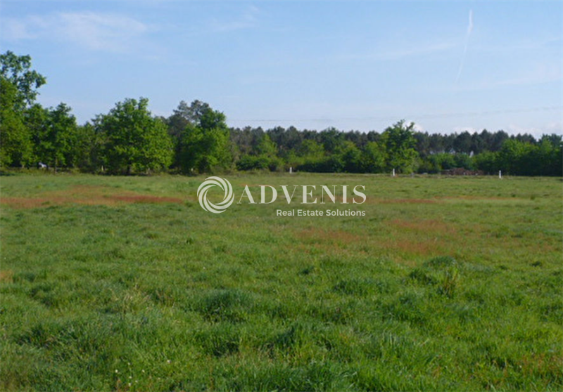 Location Terrain REZE (44400) - Photo 1