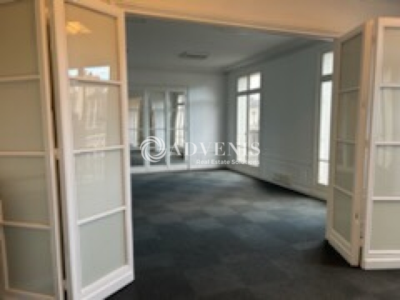 Location Bureaux PARIS (75008) - Photo 3