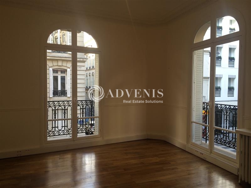 Location Bureaux PARIS (75008) - Photo 6