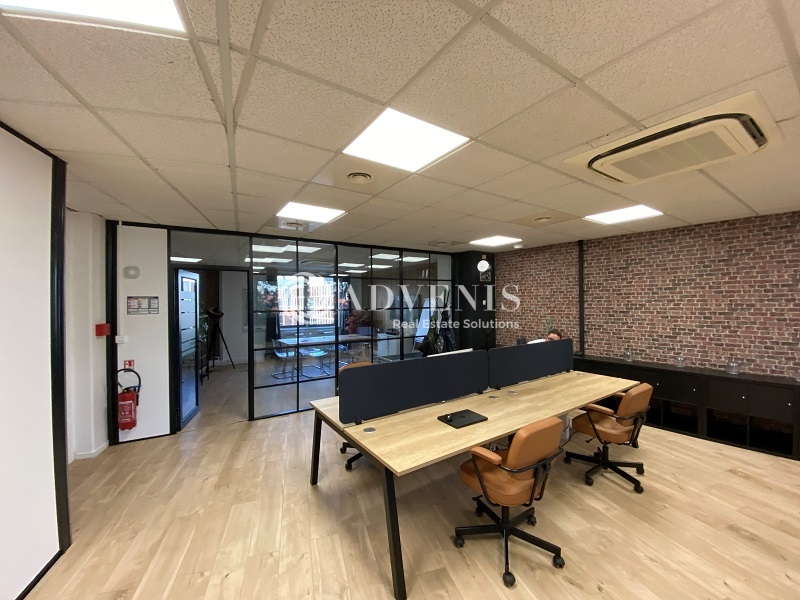 Vente Utilisateur Bureaux SAINT GERMAIN EN LAYE (78100) - Photo 2