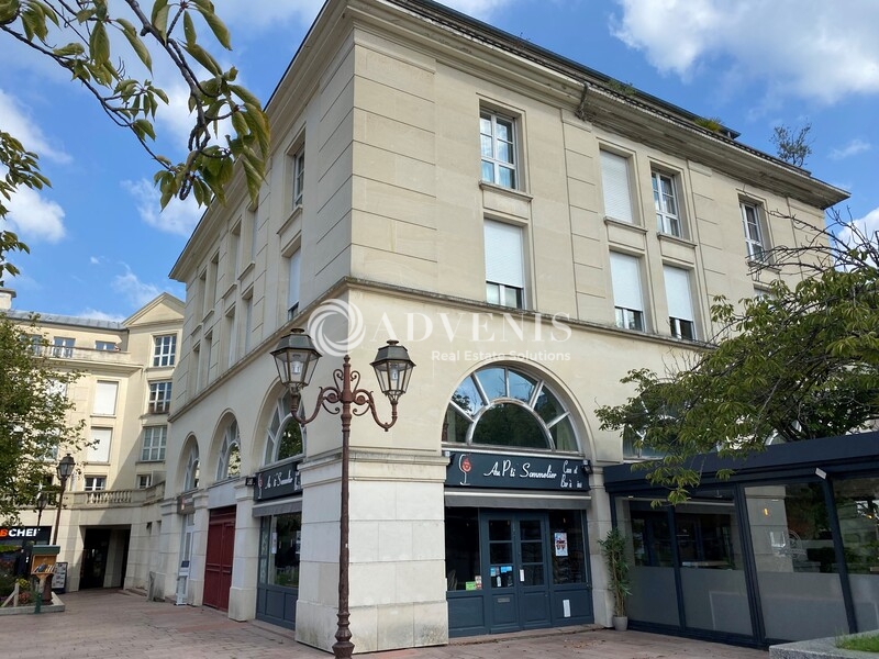 Location Bureaux POISSY (78300) - Photo 2