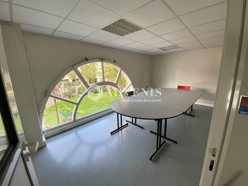 Location Bureaux POISSY (78300) - Photo 6