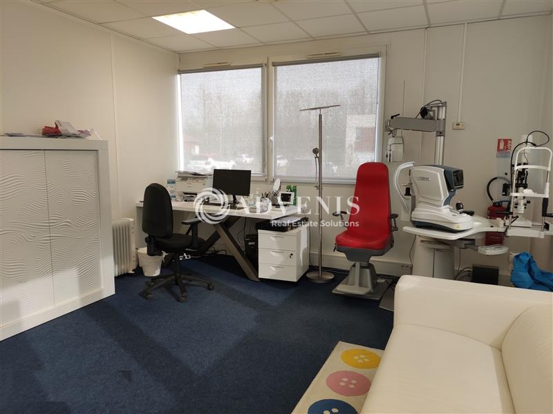 Location Bureaux VENDOME (41100) - Photo 1