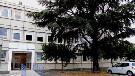 Transaction : location de 500 m² de bureaux à Salon de Provence (13) à une école supérieure