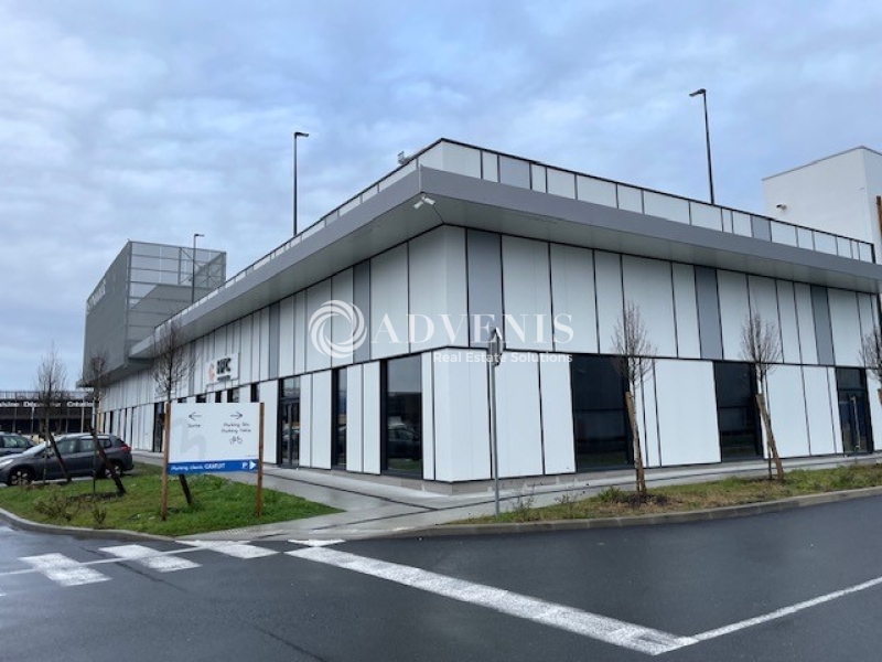 Location Commerces BEGLES (33130) - Photo 1