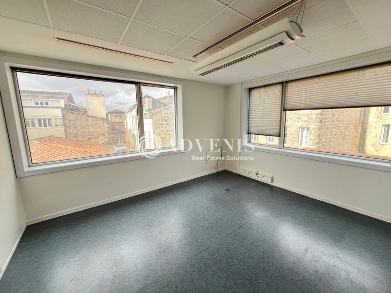 Location Bureaux BORDEAUX (33000) - Photo 13