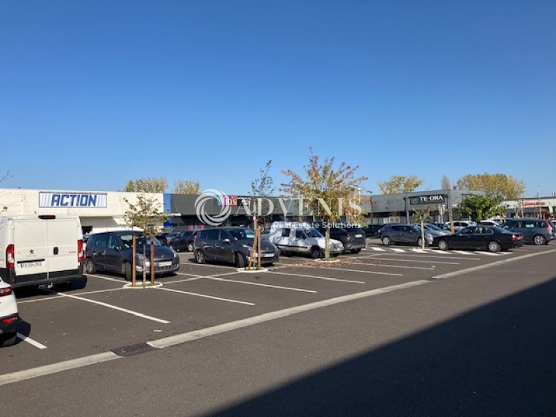 Location Commerces MERIGNAC (33700) - Photo 13