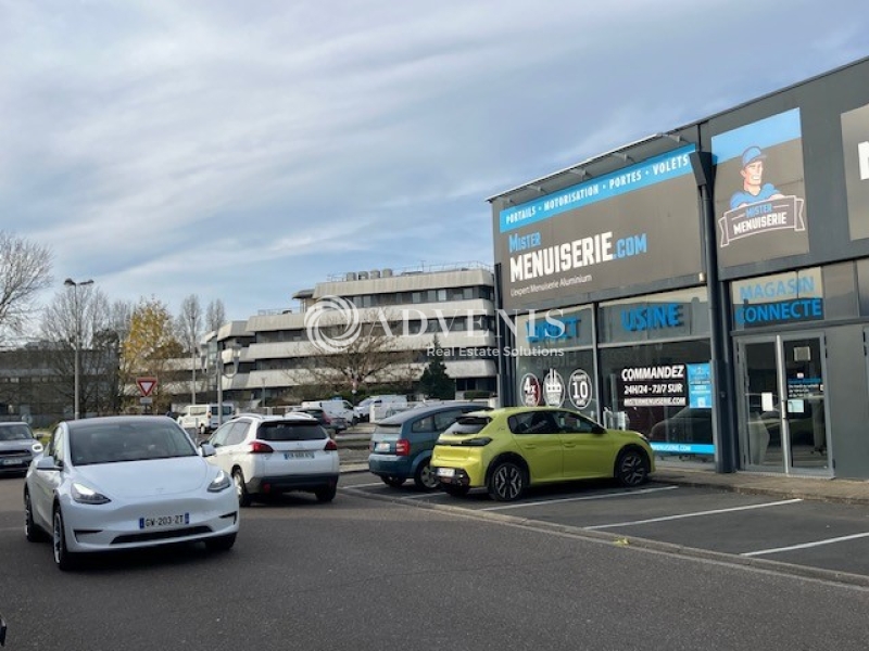 Location Commerces MERIGNAC (33700) - Photo 10