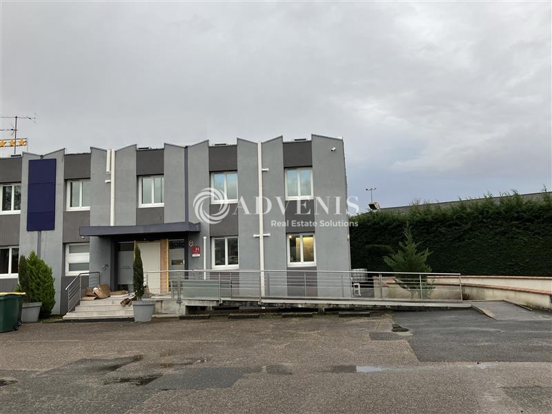 Vente Investisseur Commerces SAINT DOULCHARD (18230) - Photo 1