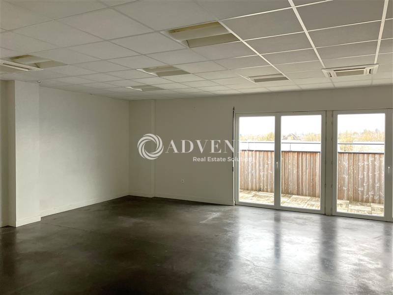 Location Bureaux BOURGES (18000) - Photo 3