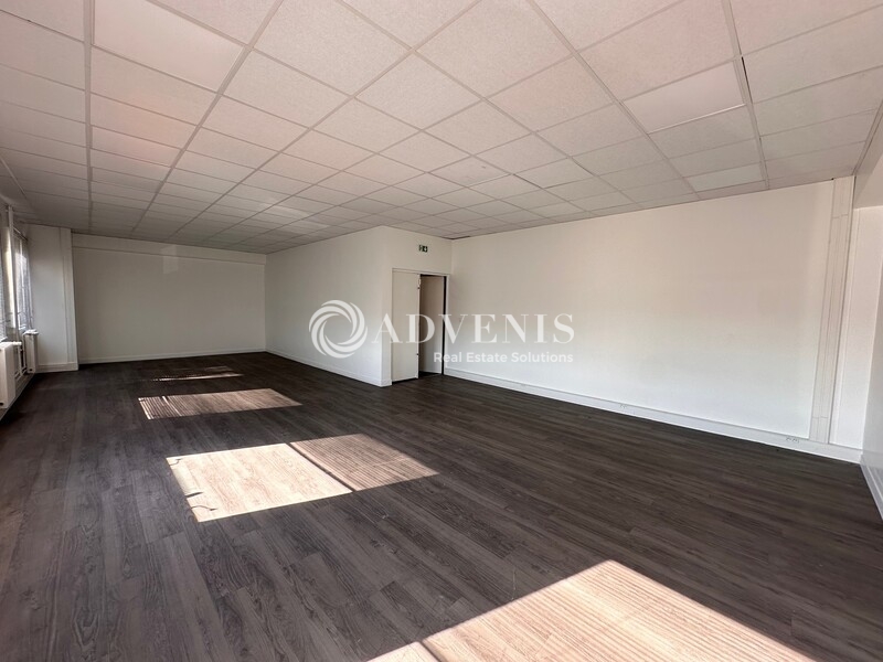 Location Activités Entrepôts OSNY (95520) - Photo 6