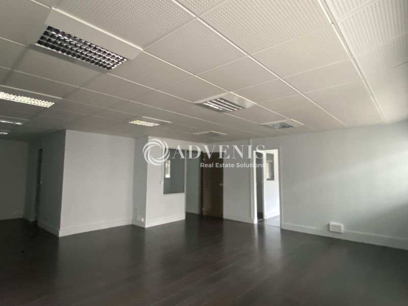 Location Bureaux PARIS (75015) - Photo 2