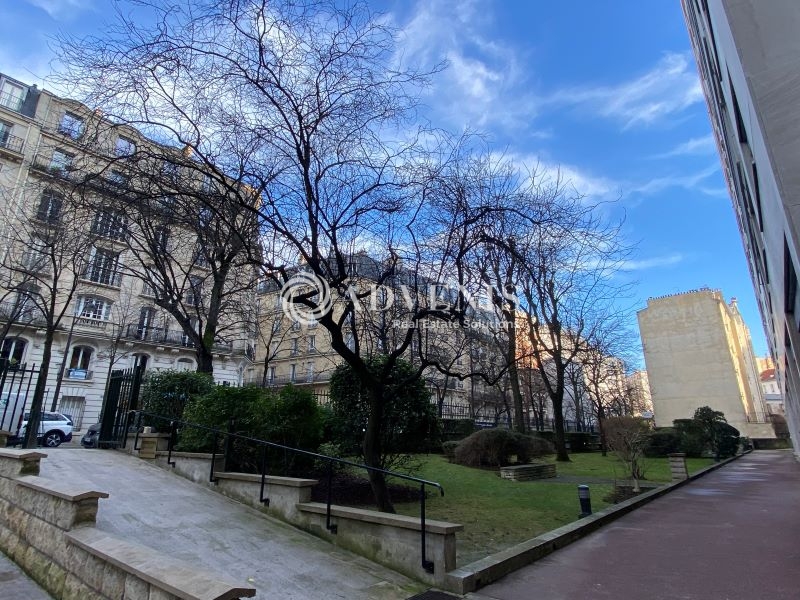 Location Bureaux PARIS (75014) - Photo 9