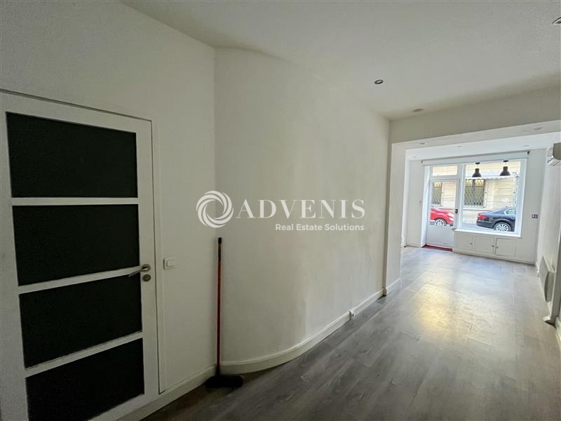 Location Commerces PARIS (75007) - Photo 3