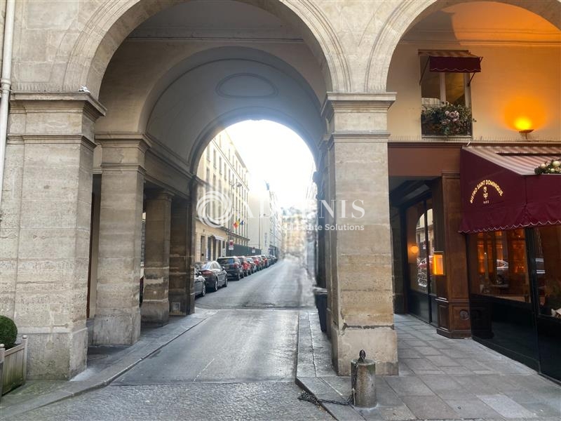 Location Commerces PARIS (75007) - Photo 5