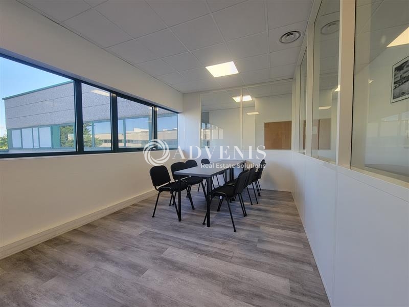 Location Bureaux et activités légères GENNEVILLIERS (92230) - Photo 11