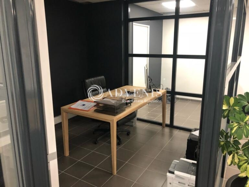 Vente Investisseur Bureaux LA MADELEINE (59110) - Photo 4