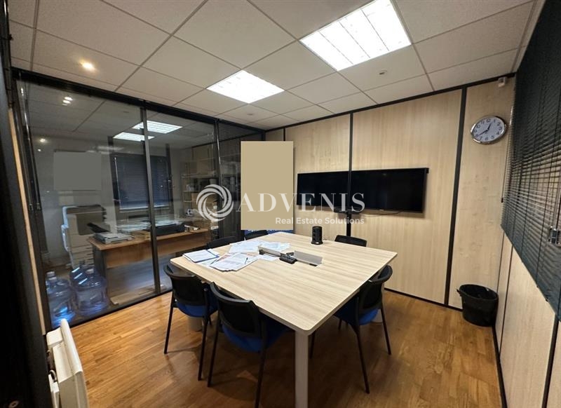 Vente Investisseur Bureaux LEZENNES (59260) - Photo 8