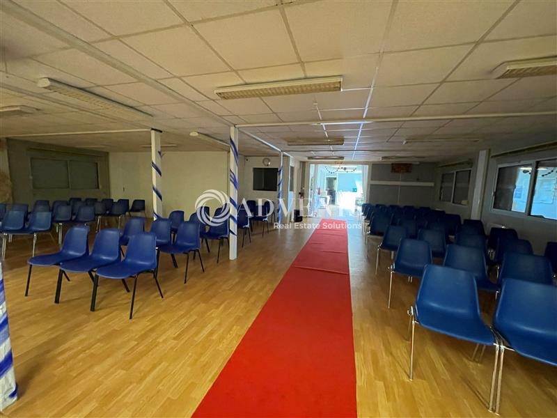 Vente Investisseur Bureaux SAINT SATURNIN (72650) - Photo 8