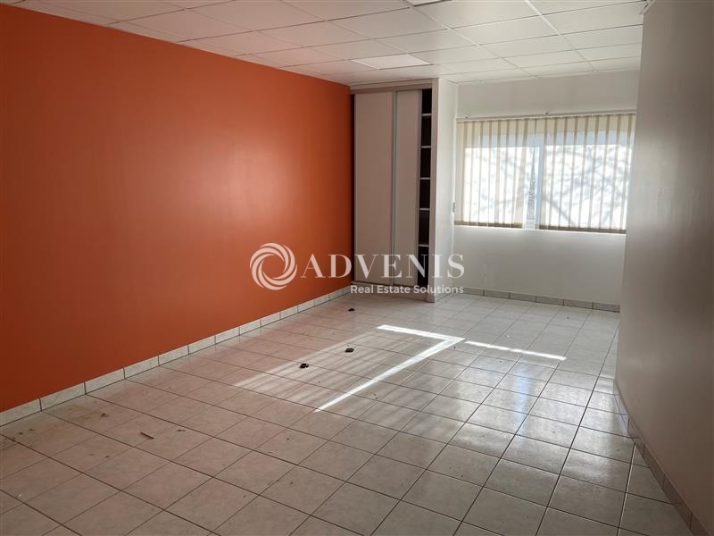 Vente Investisseur Activités Entrepôts CHANGE (72560) - Photo 2