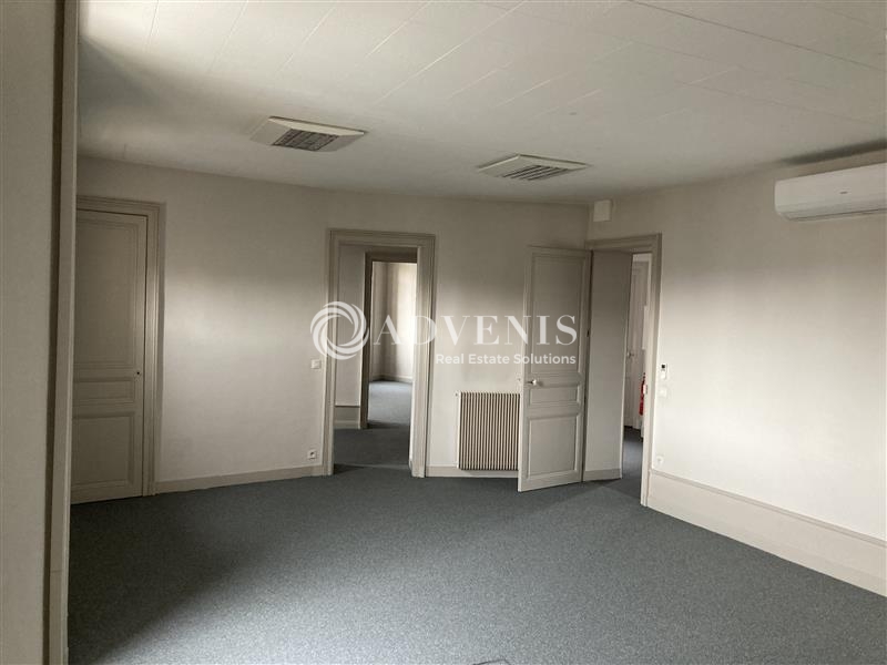 Location Bureaux LE MANS (72100) - Photo 1