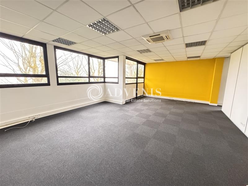 Location Bureaux LOGNES (77185) - Photo 3