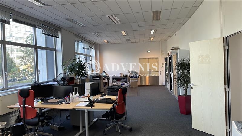 Location Bureaux NOISY LE GRAND (93160) - Photo 2