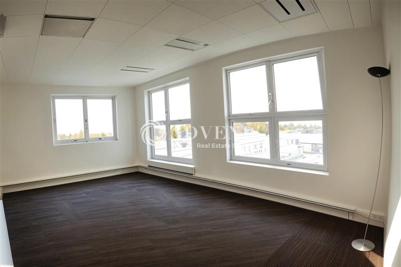 Location Bureaux VILLIERS SUR MARNE (94350) - Photo 2