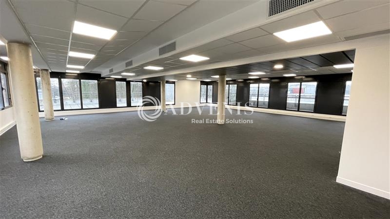 Vente Utilisateur Bureaux CHAMPS SUR MARNE (77420) - Photo 1