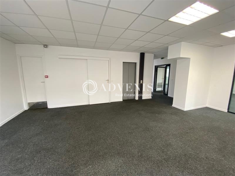 Location Bureaux NOISY LE GRAND (93160) - Photo 6