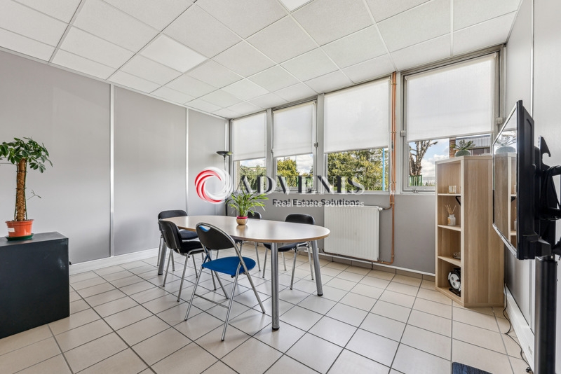 Location Entrepôts CHELLES (77500) - Photo 9