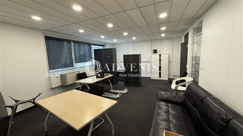 Location Bureaux NOISY LE GRAND (93160) - Photo 1