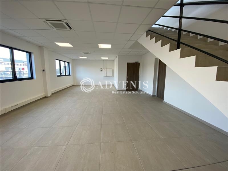 Location Entrepôts VAIRES SUR MARNE (77360) - Photo 13