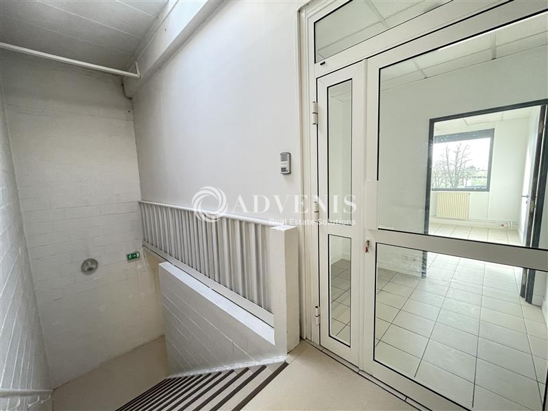 Location Activités Entrepôts SARCELLES (95200) - Photo 10