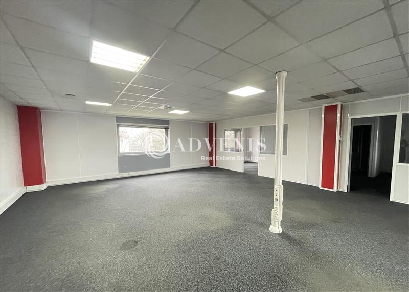 Location Bureaux TREMBLAY EN FRANCE (93290) - Photo 6