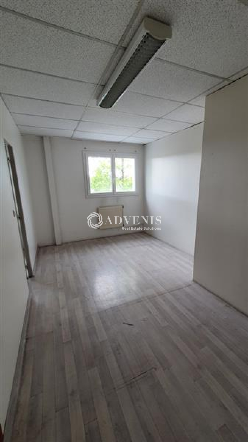 Location Bureaux HAUTE GOULAINE (44115) - Photo 1