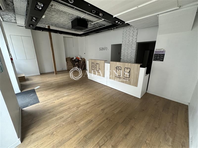 Location Commerces ORLEANS (45000) - Photo 2