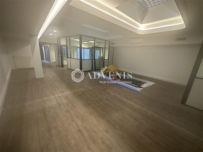 Location Commerces ORLEANS (45100) - Photo 1