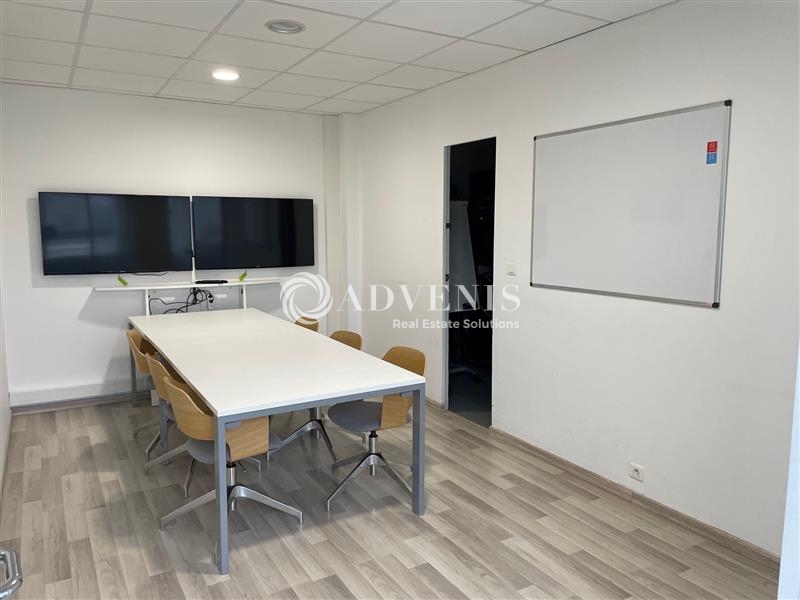 Vente Investisseur Bureaux ORLEANS (45000) - Photo 6