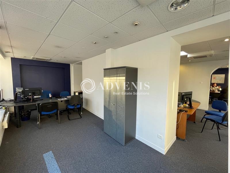 Vente Investisseur Commerces ORLEANS (45000) - Photo 3