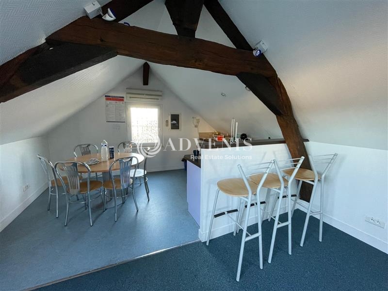 Vente Investisseur Commerces ORLEANS (45000) - Photo 9