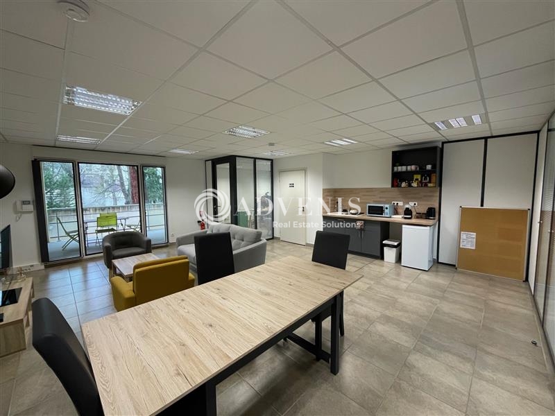 Vente Investisseur Bureaux ORLEANS (45000) - Photo 1